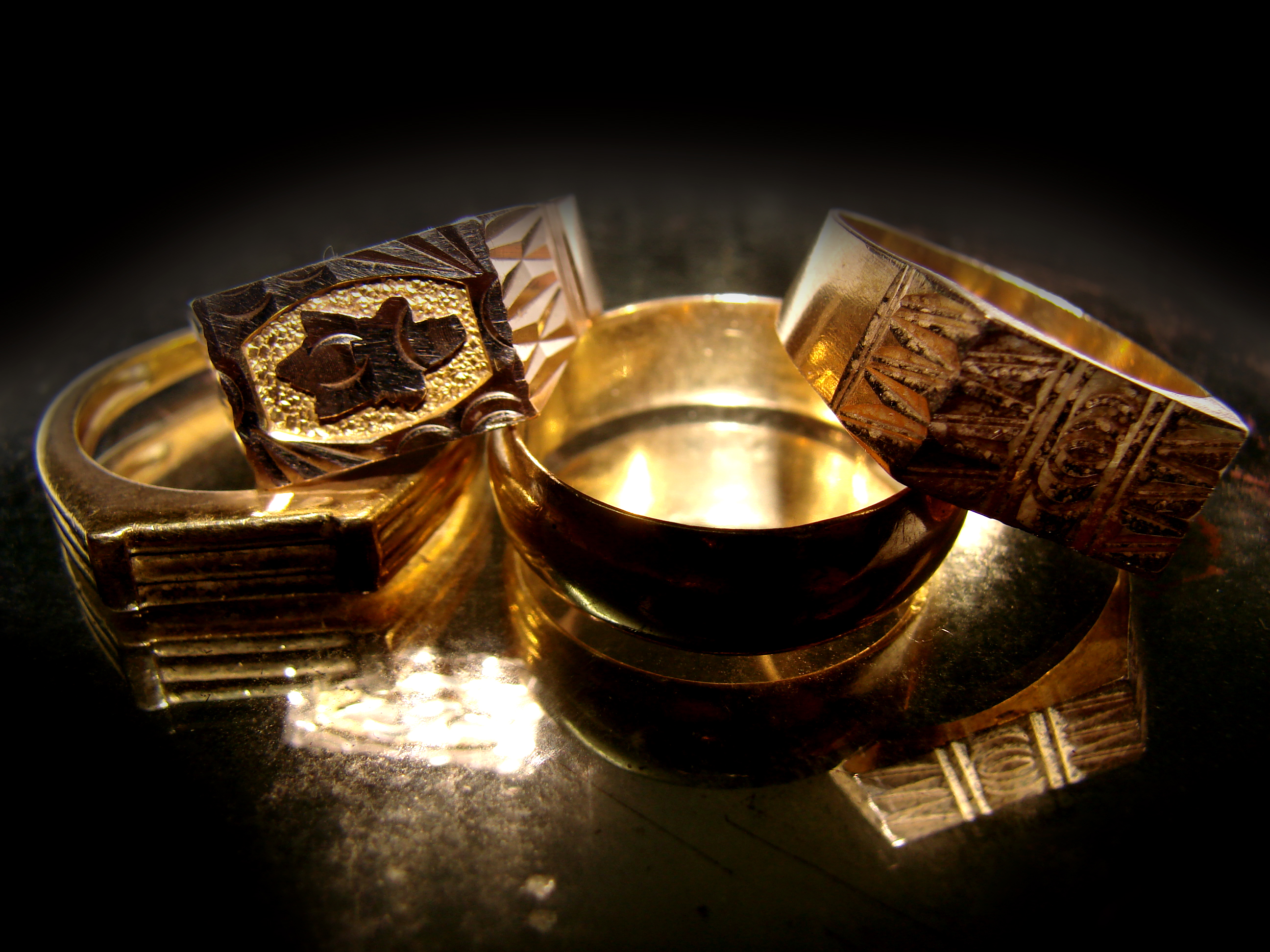 How To Sell Gold Jewelry & Gold Bullion Coins