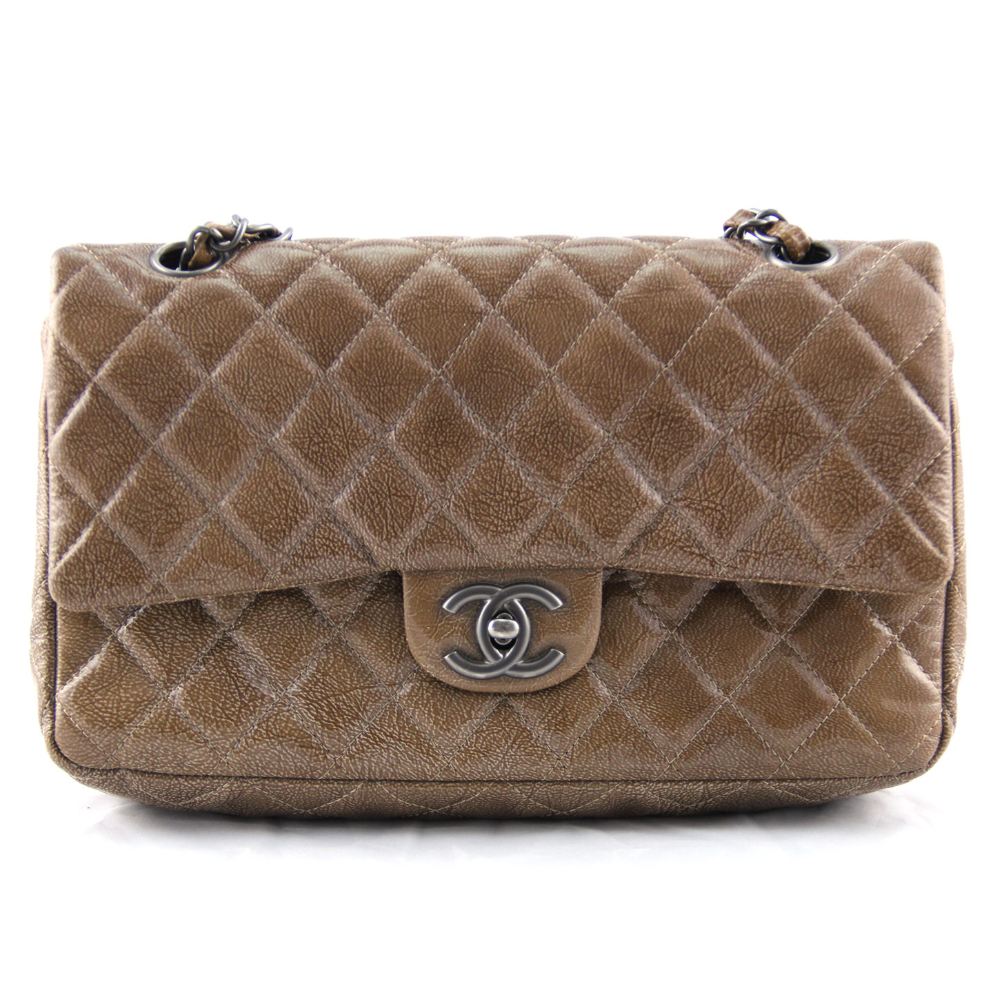 Best Way To Buy a Chanel Handbag  How to auction a designer handbag